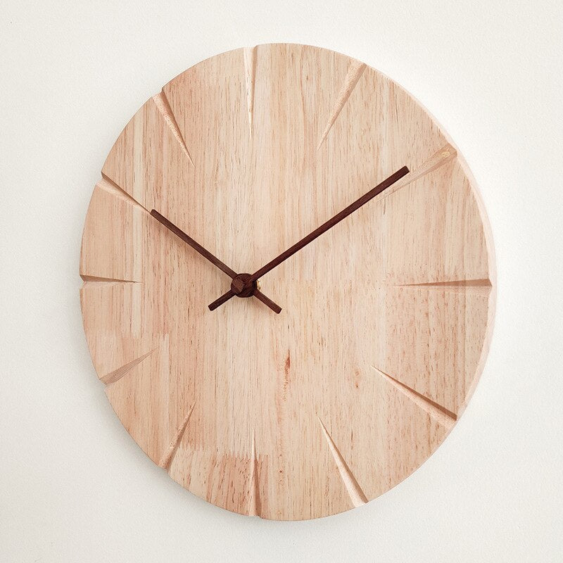 SOREAS Stylish Wooden Carved Clock